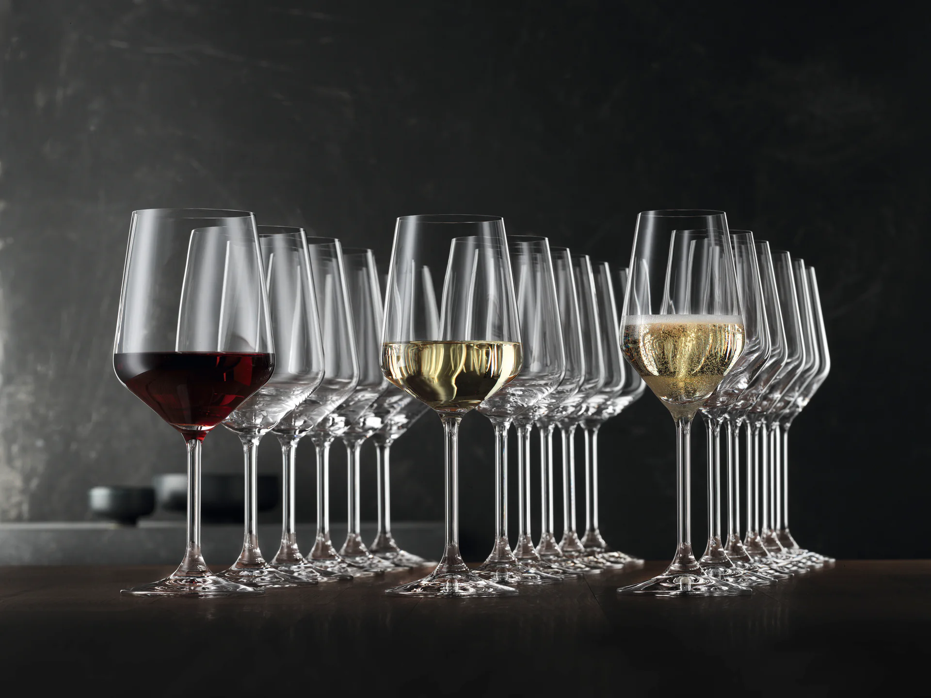 SET X 18 COPAS STYLE de cristal Spiegelau, vista 3